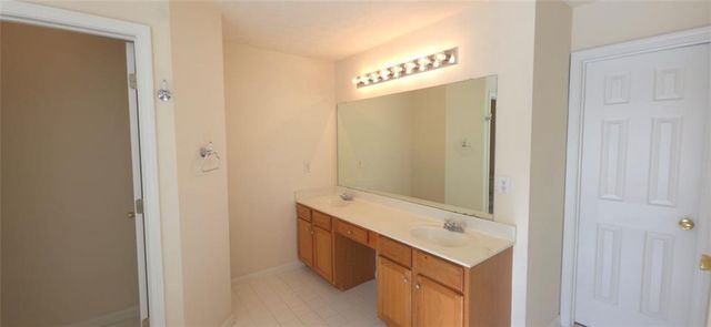 838 Pond View Court, Sugar Hill, GA 30518