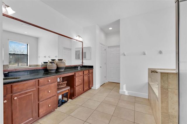 3950 SUNSET LAKE DRIVE, Lakeland, FL 33810