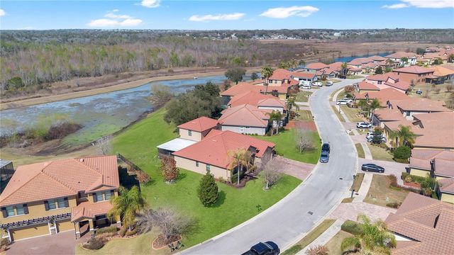 3950 SUNSET LAKE DRIVE, Lakeland, FL 33810