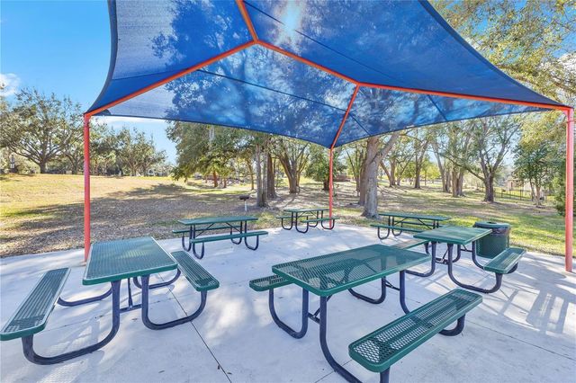 3950 SUNSET LAKE DRIVE, Lakeland, FL 33810