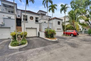 2404 NE 135th St 2404, North Miami, FL 33181