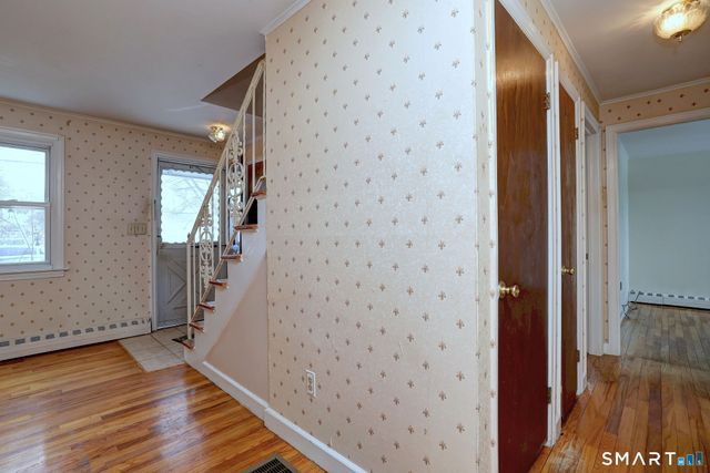 22 Lynmoor Street, Milford, CT 06460