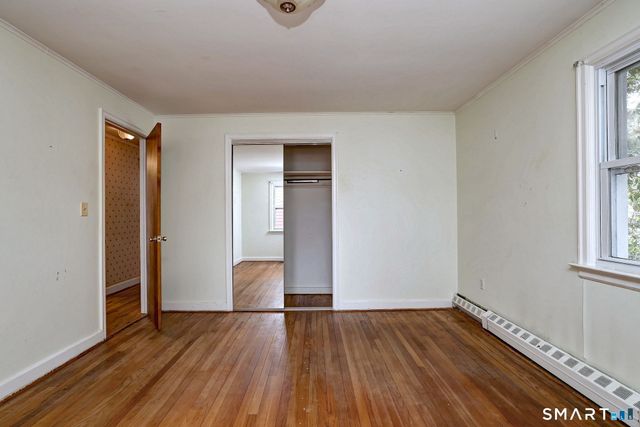 22 Lynmoor Street, Milford, CT 06460