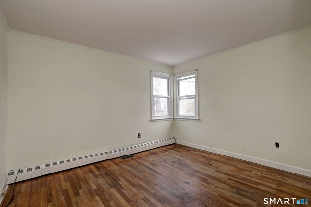 22 Lynmoor Street, Milford, CT 06460