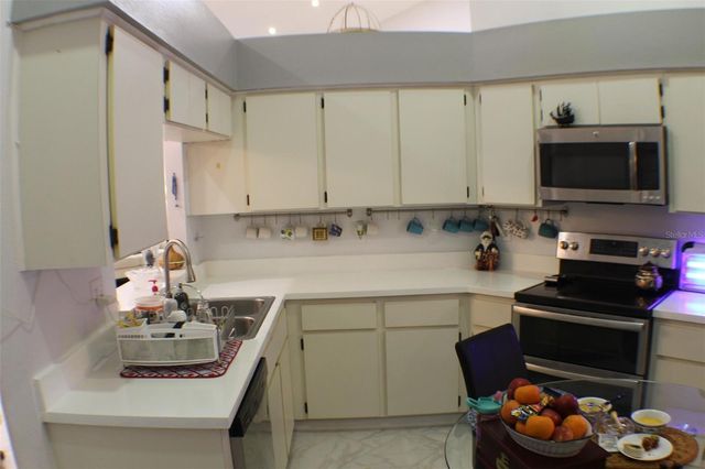 1723 BELL RANCH STREET, Brandon, FL 33511