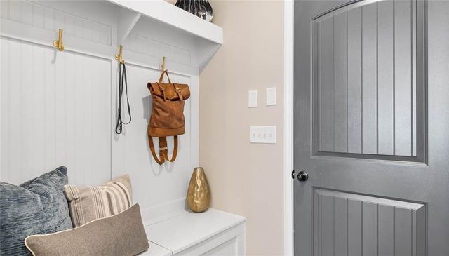 4905 Waxleaf Drive SW, Atlanta, GA 30331