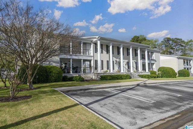 1858 Rockwood Rd, Vestavia Hills, AL 35216