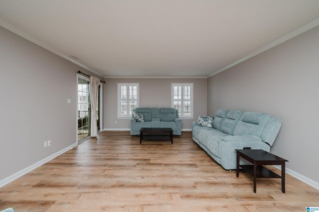 1858 Rockwood Rd, Vestavia Hills, AL 35216