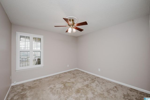 1858 Rockwood Rd, Vestavia Hills, AL 35216