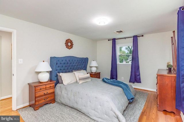 4323 FERRY LANDING RD, Alexandria, VA 22309