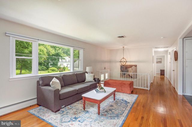 4323 FERRY LANDING RD, Alexandria, VA 22309