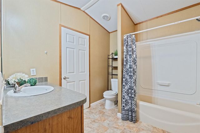 13053 Oak Manor Court, Willis, TX 77318
