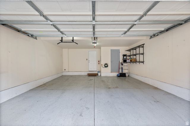 907 N FARMINGTON CROSSING, Farmington, UT 84025