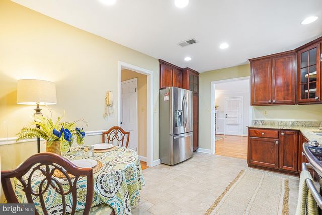 8749 WEIR ST, Manassas, VA 20110