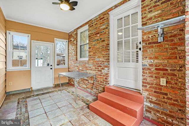 8749 WEIR ST, Manassas, VA 20110