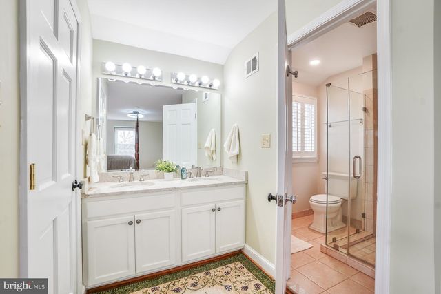 8749 WEIR ST, Manassas, VA 20110