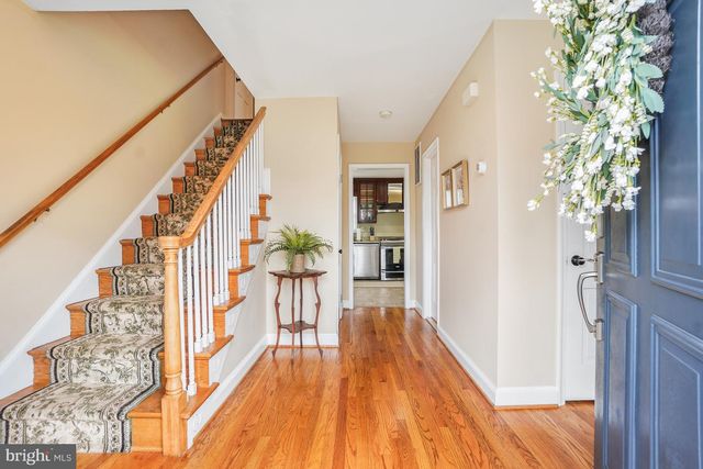 8749 WEIR ST, Manassas, VA 20110