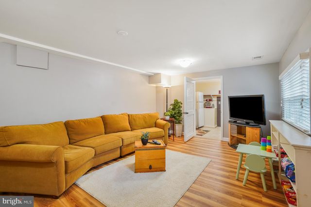 8749 WEIR ST, Manassas, VA 20110