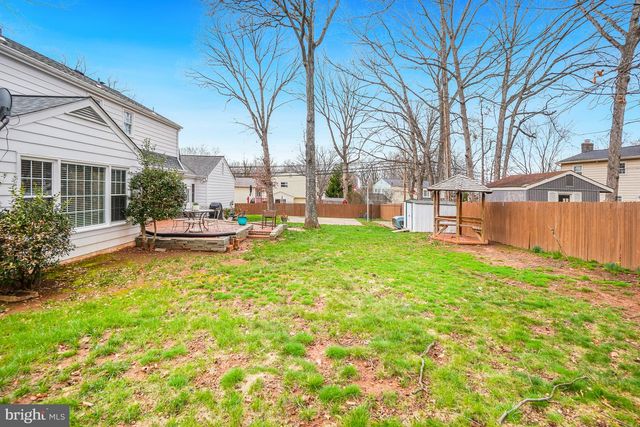 8749 WEIR ST, Manassas, VA 20110