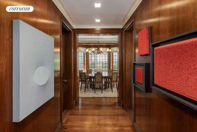 4 E 73RD Street, New York City, NY 10021