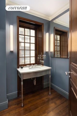 4 E 73RD Street, New York City, NY 10021