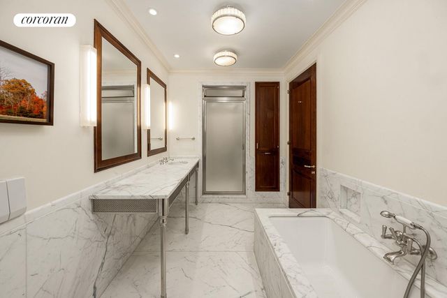 4 E 73RD Street, New York City, NY 10021