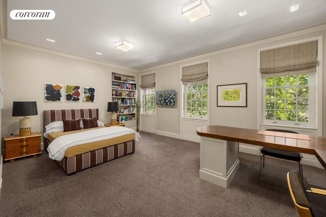 4 E 73RD Street, New York City, NY 10021