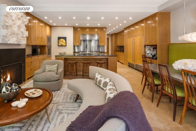 4 E 73RD Street, New York City, NY 10021