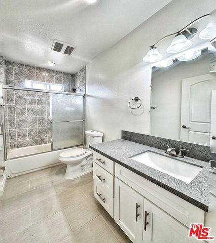 4829 W 17th Street, Los Angeles, CA 90019