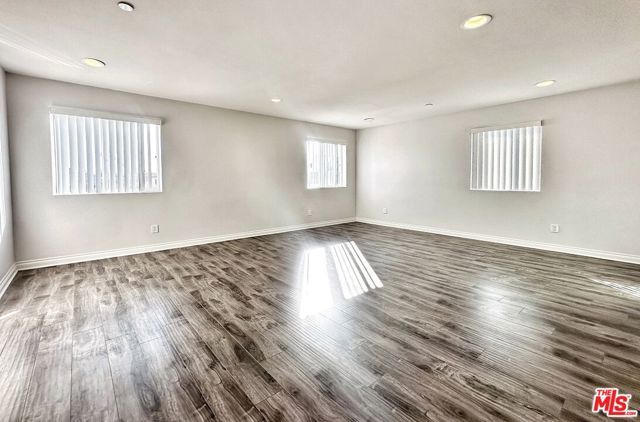 4829 W 17th Street, Los Angeles, CA 90019