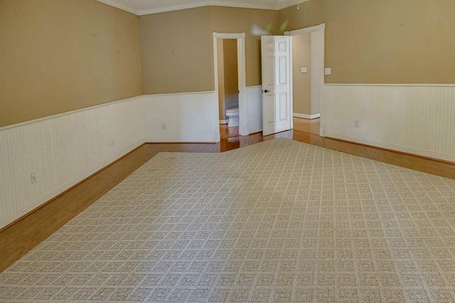 58 Lake Road, Lake Jackson, TX 77566