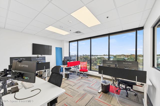 930 S Harbor City Boulevard 306, Melbourne, FL 32901