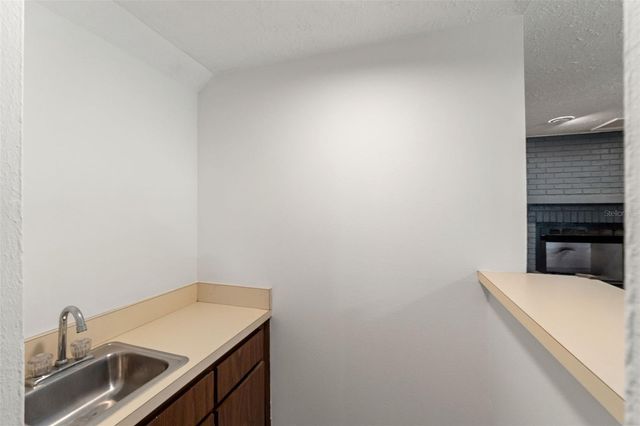 16502 E COURSE DRIVE, Tampa, FL 33624