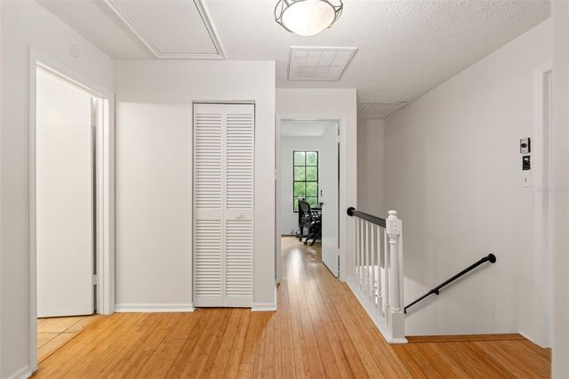 16502 E COURSE DRIVE, Tampa, FL 33624