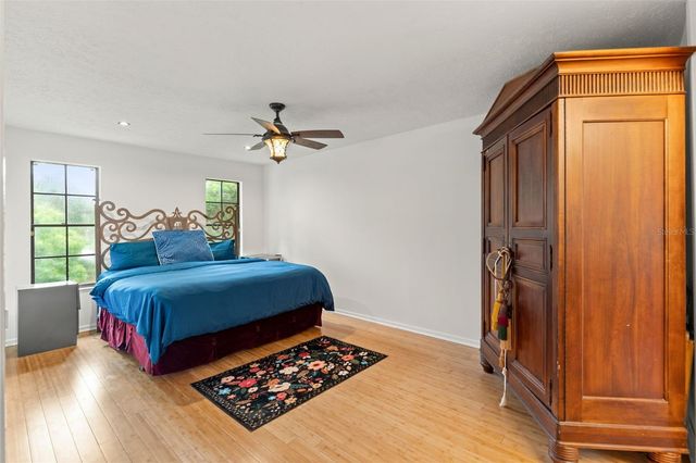 16502 E COURSE DRIVE, Tampa, FL 33624