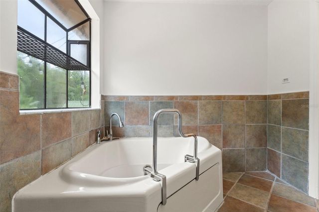 16502 E COURSE DRIVE, Tampa, FL 33624