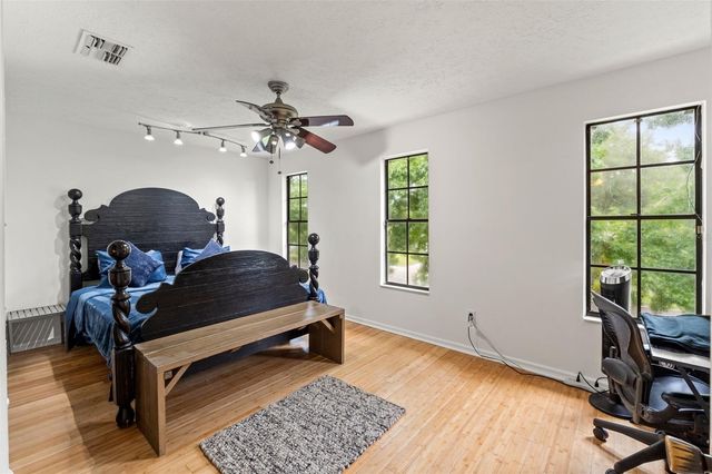 16502 E COURSE DRIVE, Tampa, FL 33624