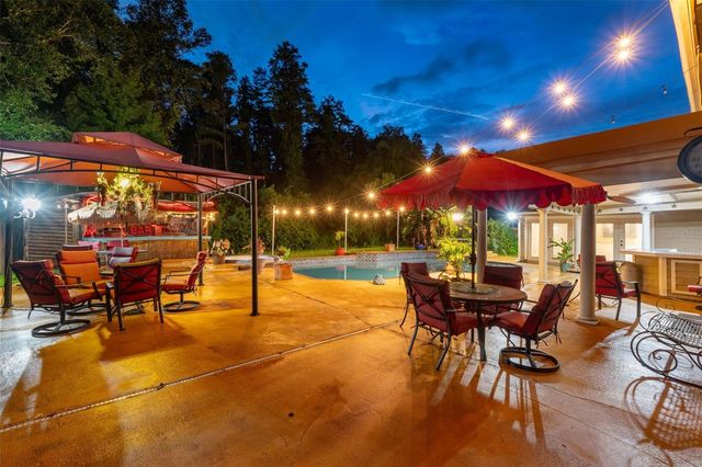 16502 E COURSE DRIVE, Tampa, FL 33624