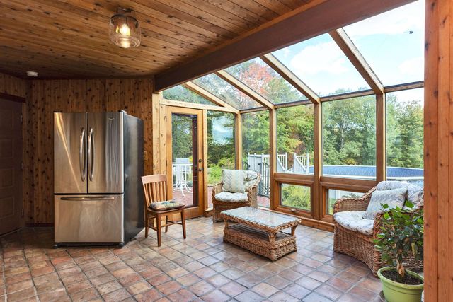 33 Kimball Hill Road, Hillsborough, NH 03244