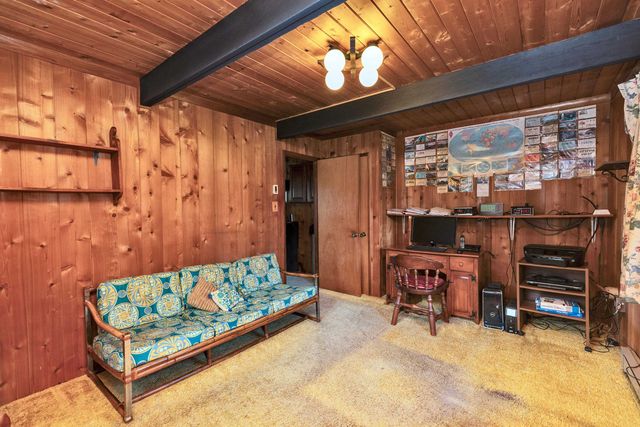 33 Kimball Hill Road, Hillsborough, NH 03244