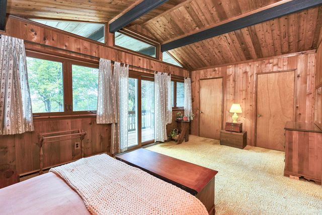 33 Kimball Hill Road, Hillsborough, NH 03244