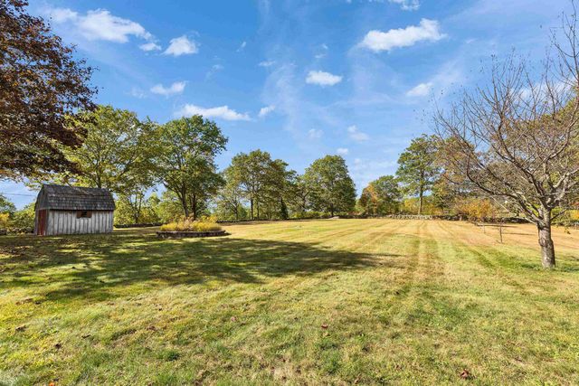 33 Kimball Hill Road, Hillsborough, NH 03244