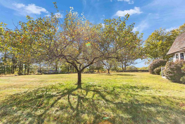 33 Kimball Hill Road, Hillsborough, NH 03244