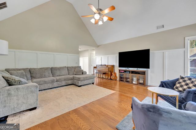 408 Mosby Lane, Locust Grove, GA 30248