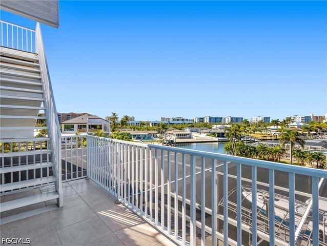 26 Palmview BLVD, Fort Myers Beach, FL 33931