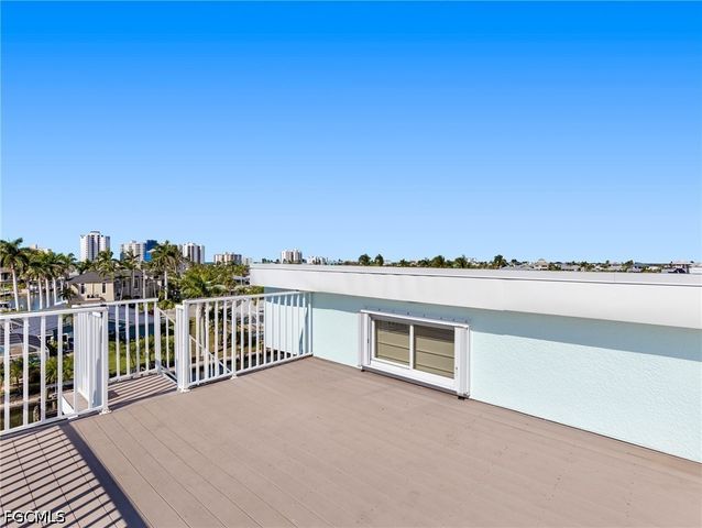 26 Palmview BLVD, Fort Myers Beach, FL 33931