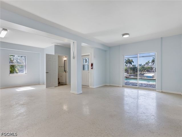 26 Palmview BLVD, Fort Myers Beach, FL 33931