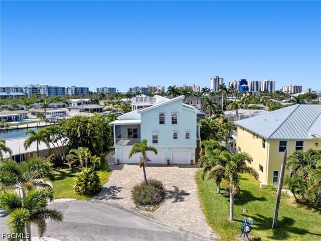 26 Palmview BLVD, Fort Myers Beach, FL 33931