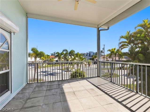 26 Palmview BLVD, Fort Myers Beach, FL 33931
