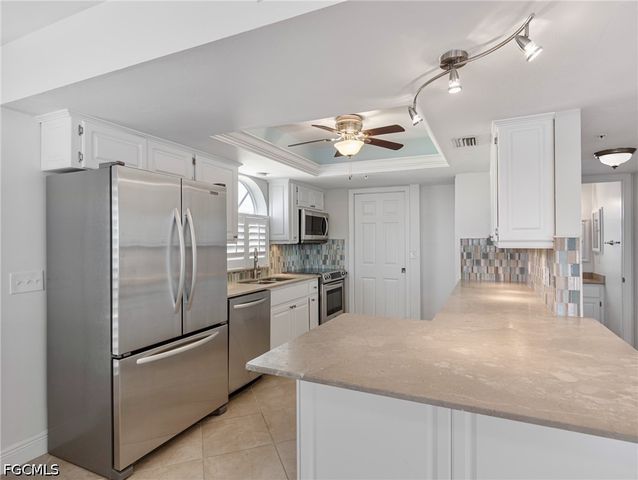 26 Palmview BLVD, Fort Myers Beach, FL 33931